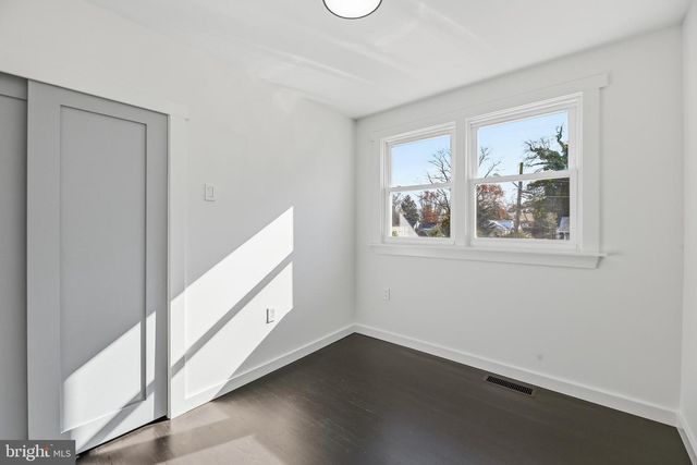 28 BRATTLE ST, Ewing Twp, NJ 08638