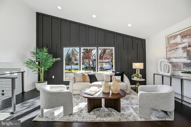 28 BRATTLE ST, Ewing Twp, NJ 08638