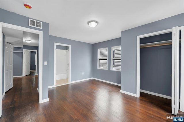 513 Sandford, Newark, NJ 07106