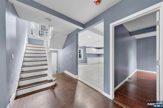 513 Sandford, Newark, NJ 07106