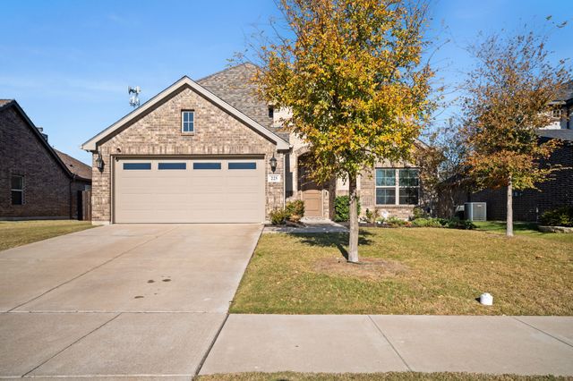 225 Lariat Trail, Waxahachie, TX 75165