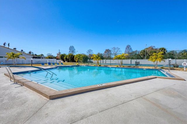 5478 KELLY DRIVE 7, Sarasota, FL 34233