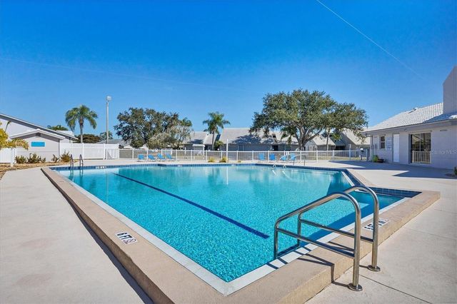 5478 KELLY DRIVE 7, Sarasota, FL 34233