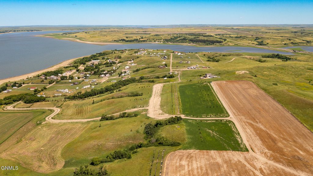 16 Oahe Links, Linton, ND 58552 photo 11