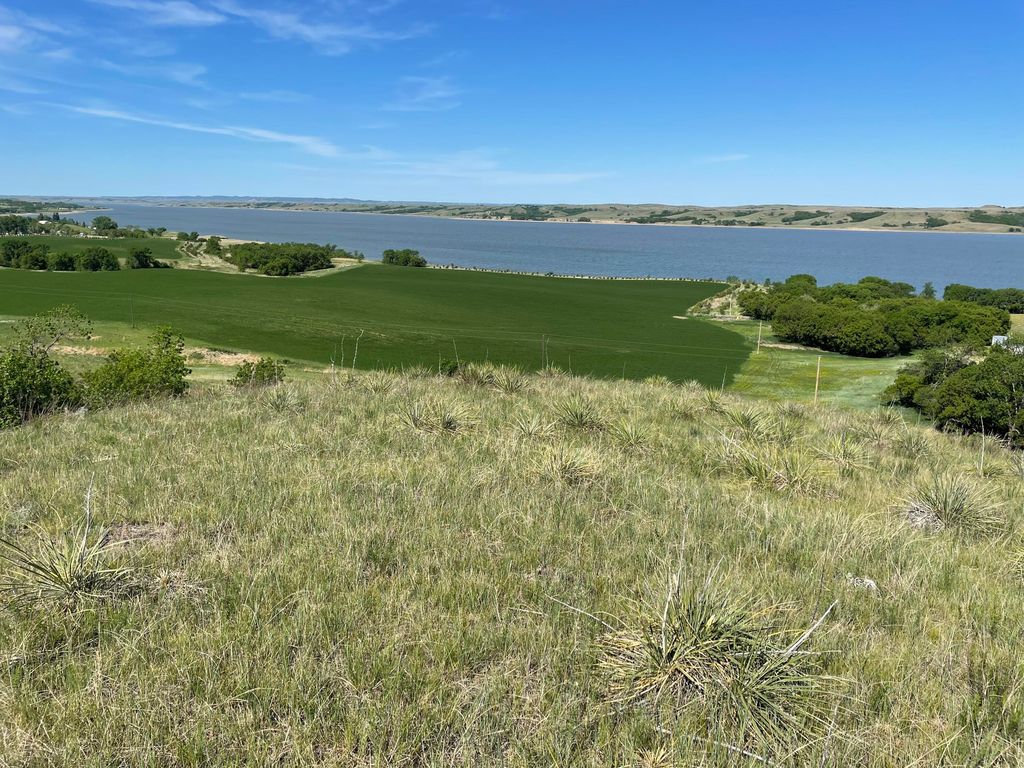 16 Oahe Links, Linton, ND 58552 photo 5