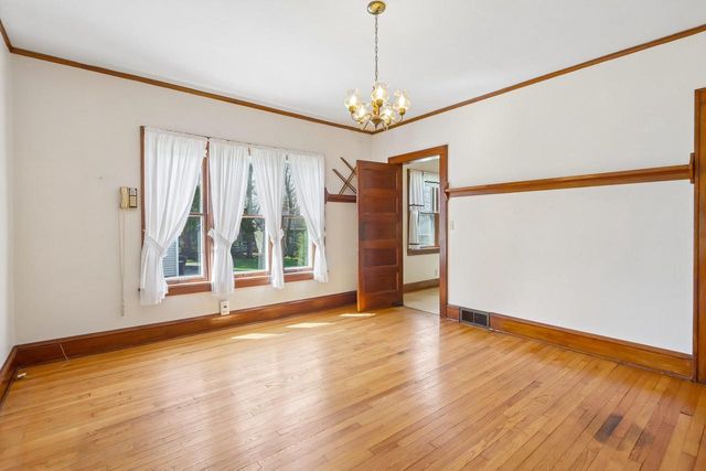 102 S 5th Street, Mount Horeb, WI 53572