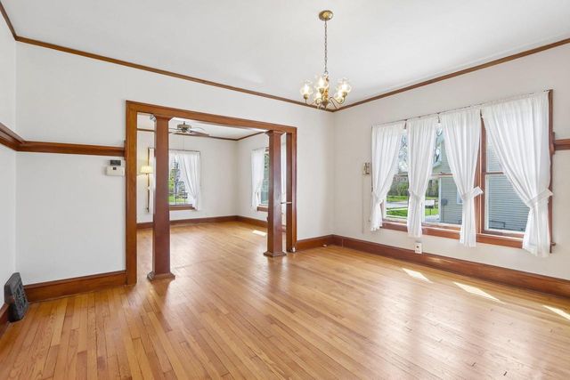102 S 5th Street, Mount Horeb, WI 53572