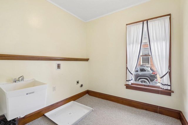 102 S 5th Street, Mount Horeb, WI 53572