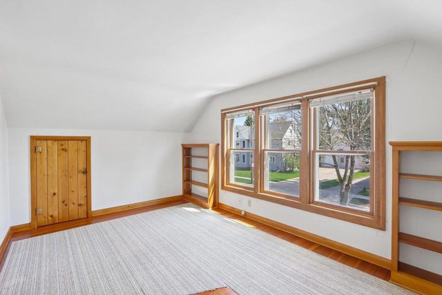 102 S 5th Street, Mount Horeb, WI 53572