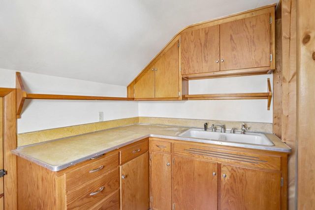 102 S 5th Street, Mount Horeb, WI 53572