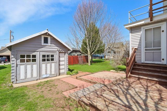 102 S 5th Street, Mount Horeb, WI 53572