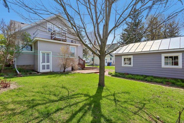 102 S 5th Street, Mount Horeb, WI 53572