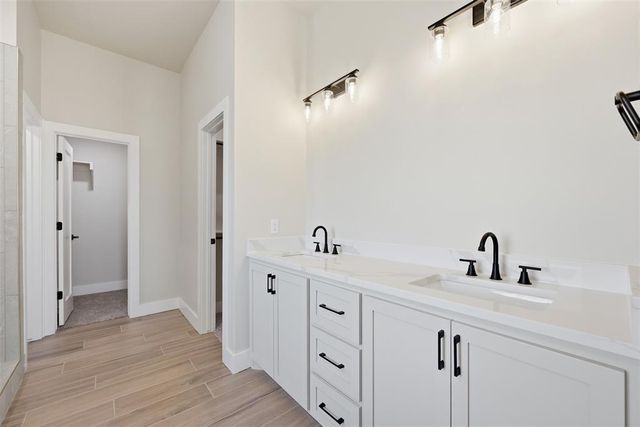 8484 Rip Way, El Reno, OK 73036