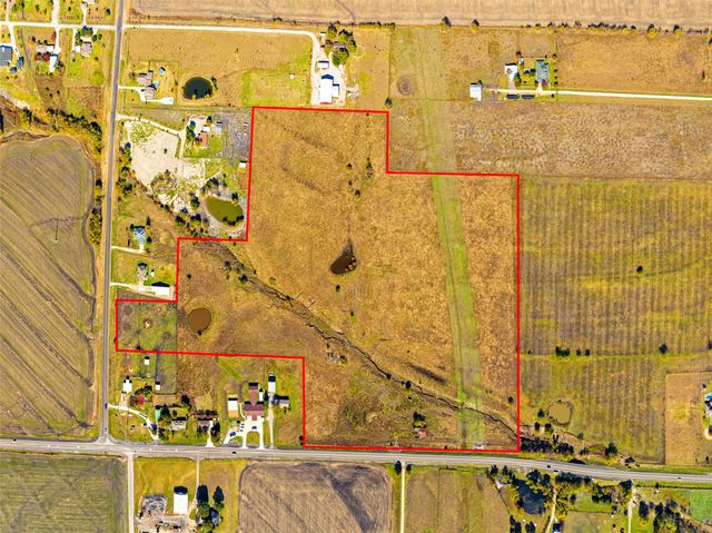 9 Fm 6, Nevada, TX 75173