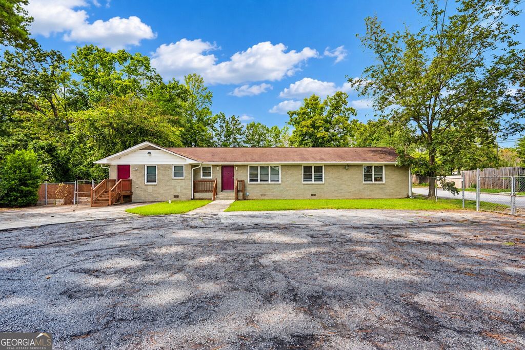 2561 Jerome Road, Atlanta, GA 30349 — exterior