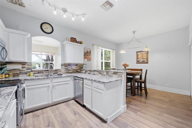 5630 NW 106 Avenue 5630, Coral Springs, FL 33076