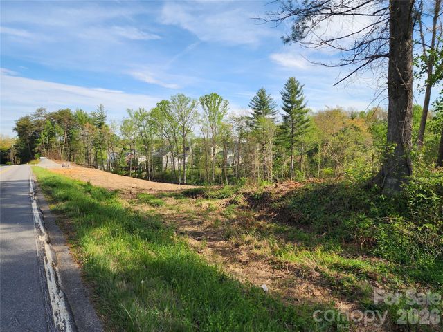 99999 Riverside Drive, Asheville, NC 28804