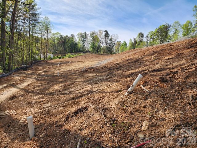 99999 Riverside Drive, Asheville, NC 28804