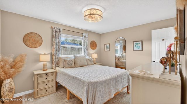 425 Via Valencia Court, Merritt Island, FL 32953