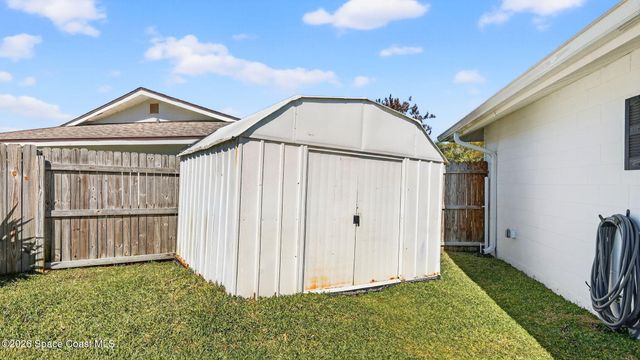 425 Via Valencia Court, Merritt Island, FL 32953
