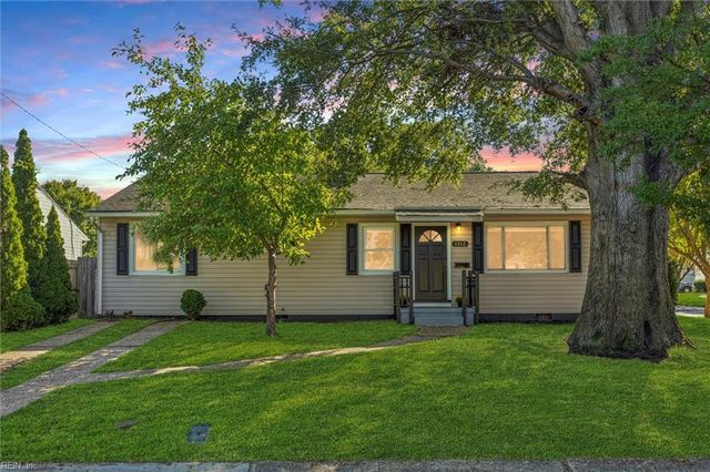1312 River Oaks DR, Norfolk, VA 23502