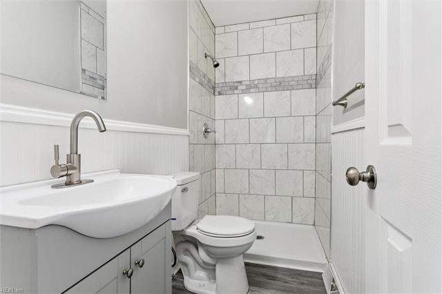 1312 River Oaks DR, Norfolk, VA 23502
