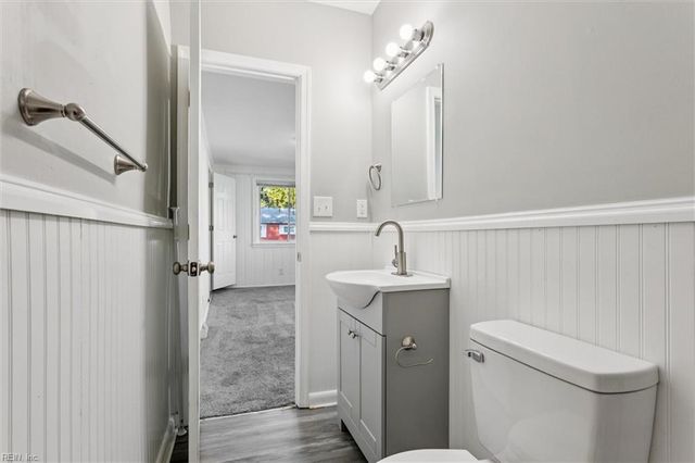 1312 River Oaks DR, Norfolk, VA 23502