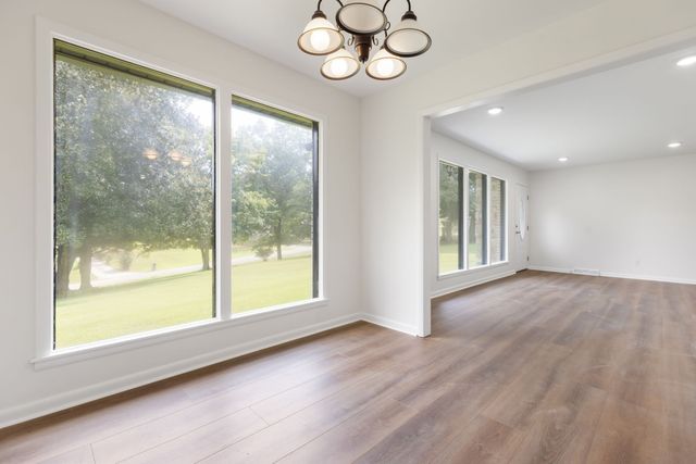 2809 Country Club Dr, Centerville, TN 37033