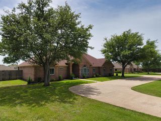 1756 W Alamosa Drive, Talty, TX 75160