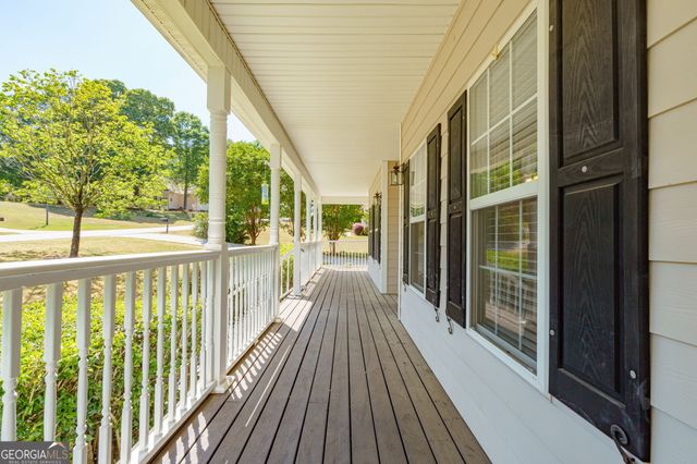 149 Walnut Ridge Drive, Hoschton, GA 30548