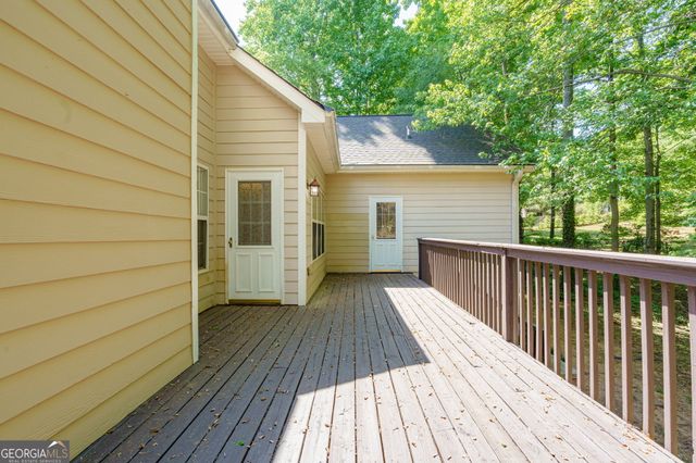 149 Walnut Ridge Drive, Hoschton, GA 30548