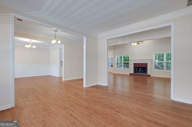 149 Walnut Ridge Drive, Hoschton, GA 30548