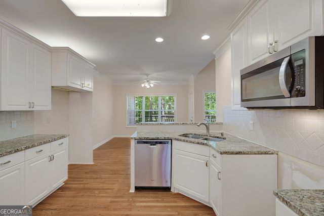 149 Walnut Ridge Drive, Hoschton, GA 30548