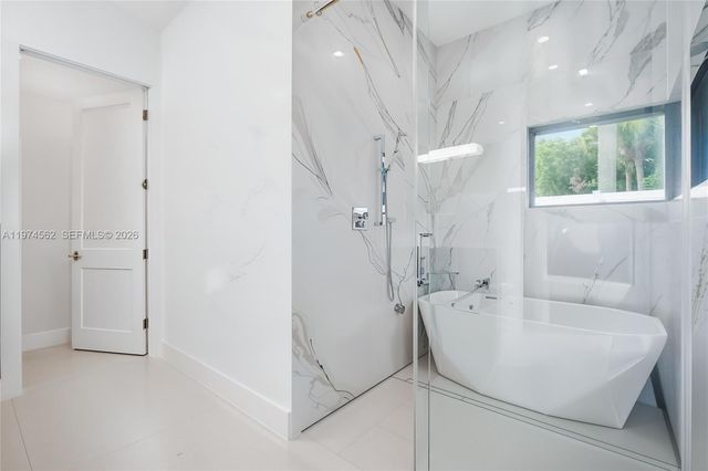 1845 NE 124th St, North Miami, FL 33181