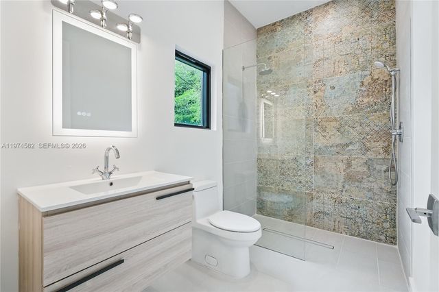 1845 NE 124th St, North Miami, FL 33181