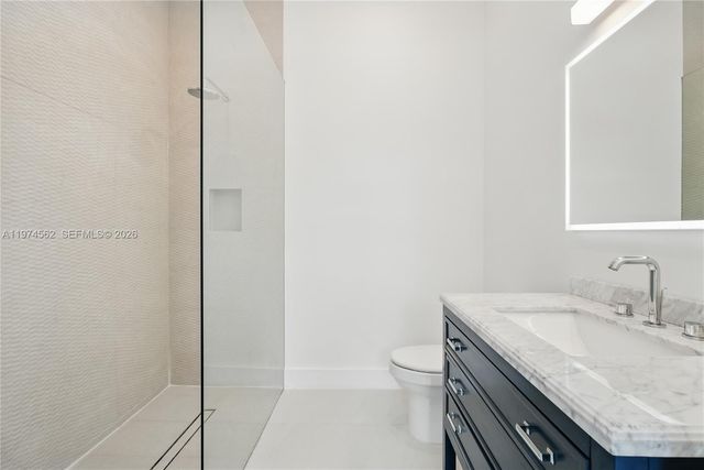 1845 NE 124th St, North Miami, FL 33181