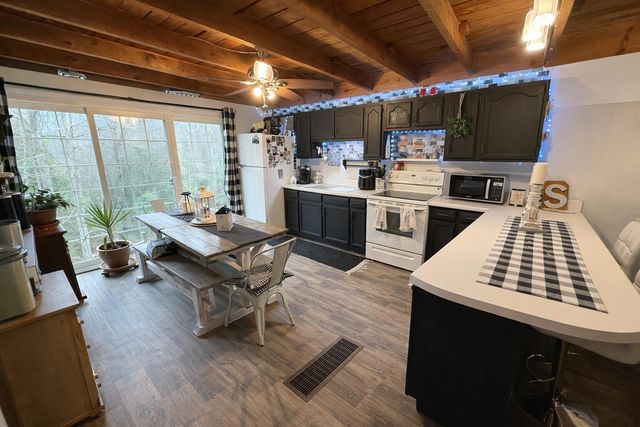 1312 Hens Nest Road, Whitley City, KY 42653