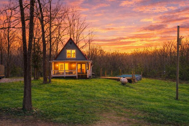 1312 Hens Nest Road, Whitley City, KY 42653