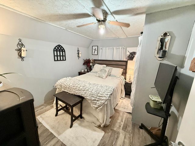 1312 Hens Nest Road, Whitley City, KY 42653