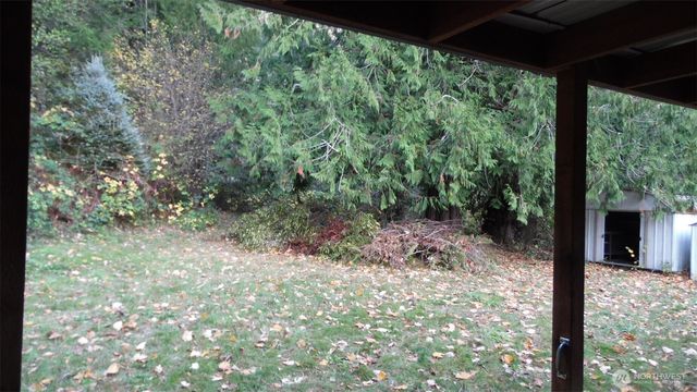 973 Davis Lake Road, Morton, WA 98356