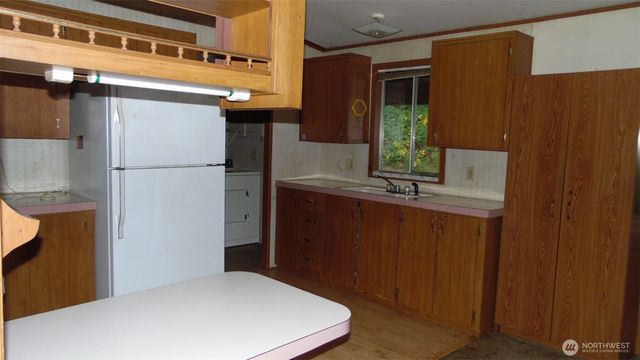 973 Davis Lake Road, Morton, WA 98356