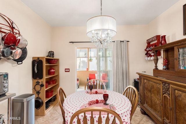 447 S Meadowood Lane, Sierra Vista, AZ 85635