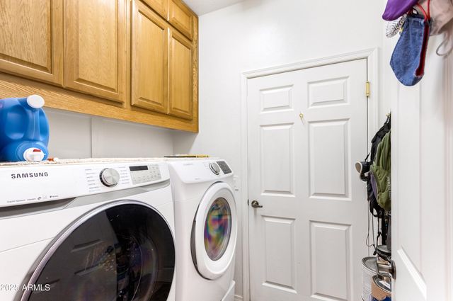 447 S Meadowood Lane, Sierra Vista, AZ 85635