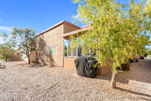 447 S Meadowood Lane, Sierra Vista, AZ 85635