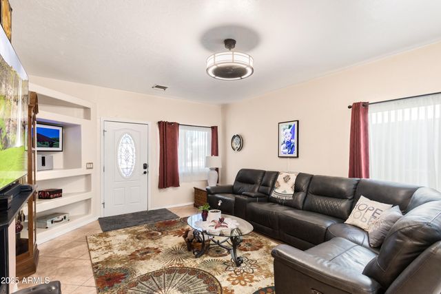 447 S Meadowood Lane, Sierra Vista, AZ 85635