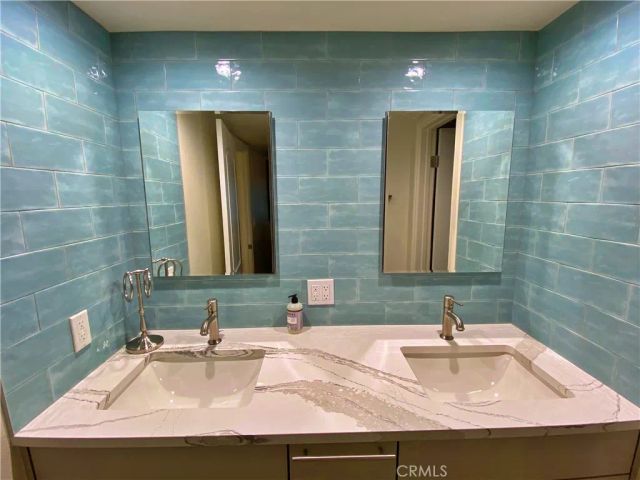 230 S Catalina Avenue 107, Redondo Beach, CA 90277