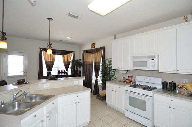 15114 Brookwood Bridge Lane, Sugar Land, TX 77498