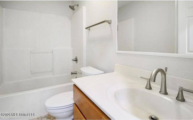 152 Sycamore Drive, Pass Christian, MS 39571