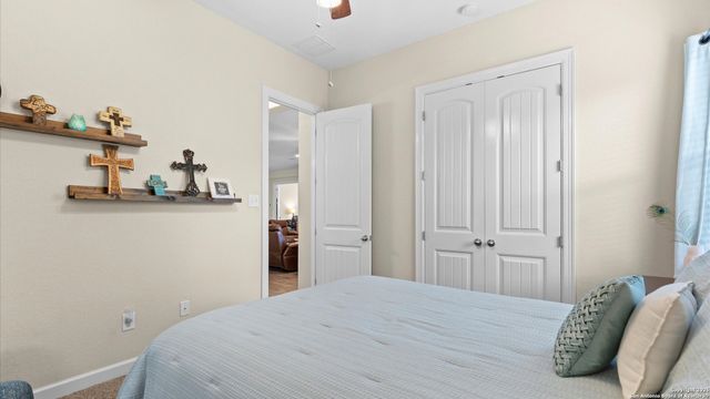 1040 Water Oak, Schertz, TX 78154