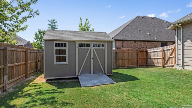 1040 Water Oak, Schertz, TX 78154